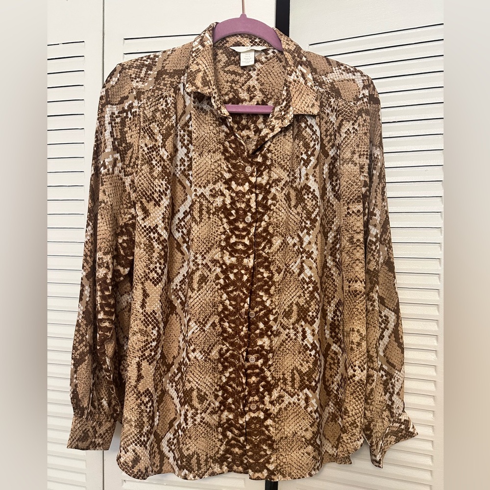 H&M Snakeskin print blouse size 12